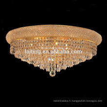 Superbes lustres en cristal au plafond 51192